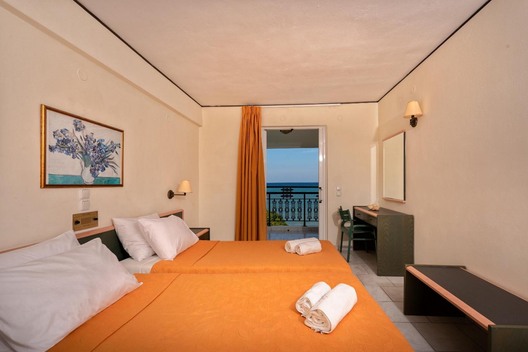 Porto Iliessa Hotel Аргаси Екстериор снимка