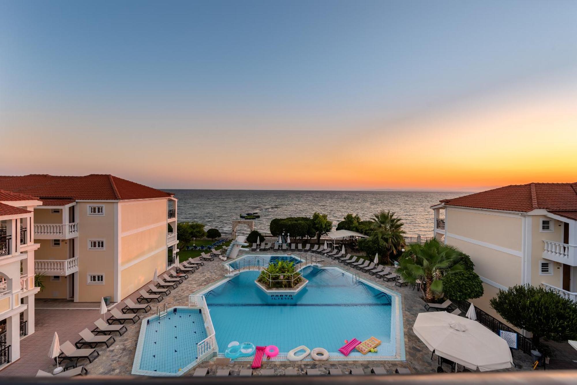 Porto Iliessa Hotel Аргаси Екстериор снимка