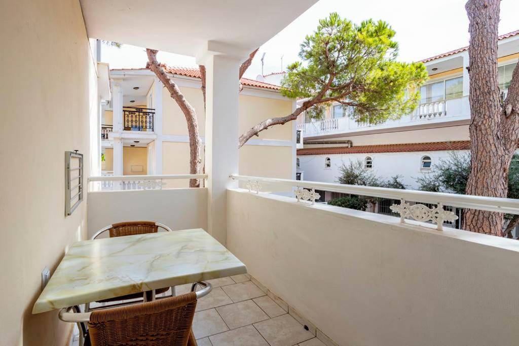 Porto Iliessa Hotel Аргаси Екстериор снимка