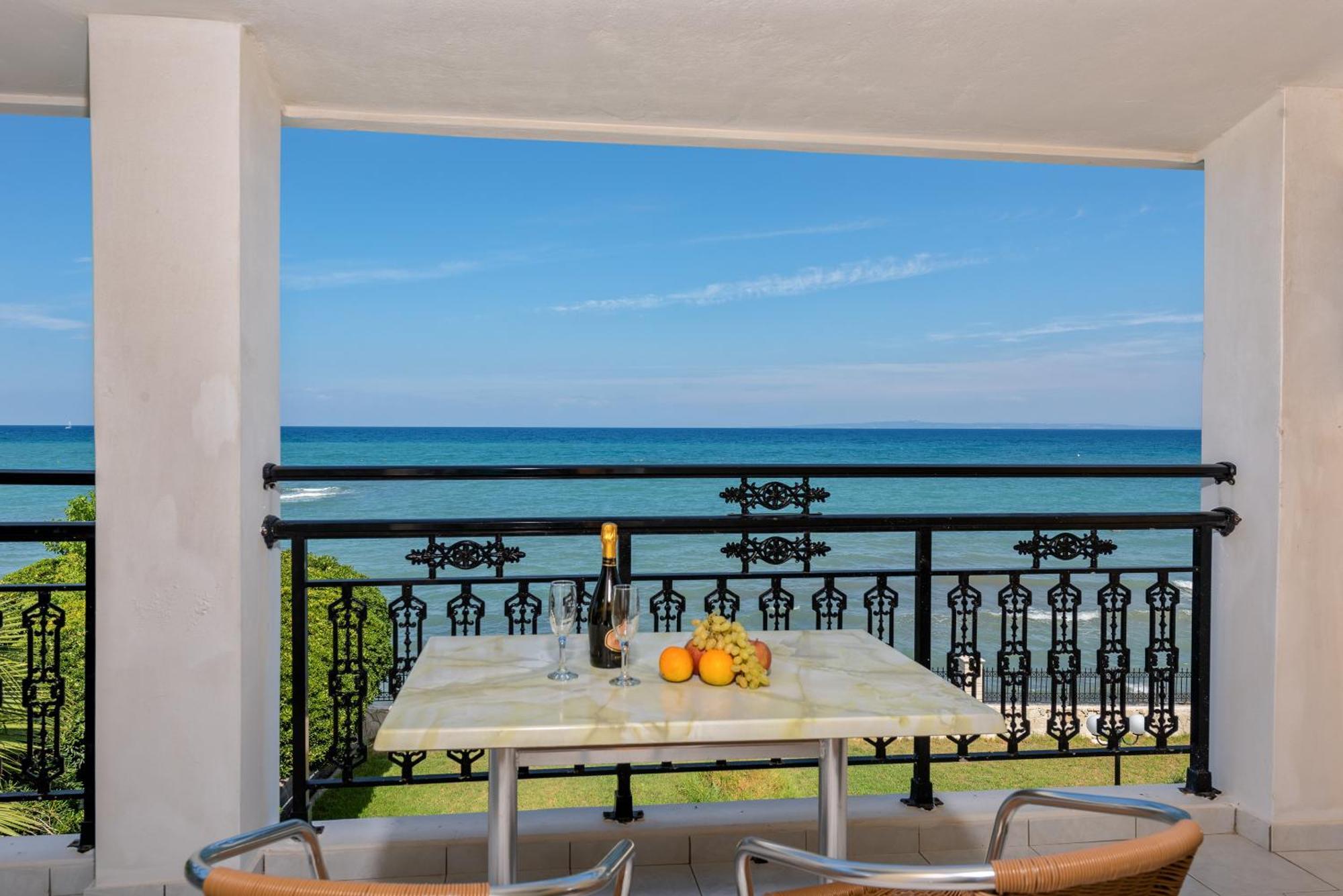 Porto Iliessa Hotel Аргаси Екстериор снимка